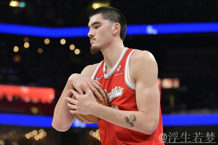 灰熊快攻掀高潮 扎克-伊迪强势扣篮2+1