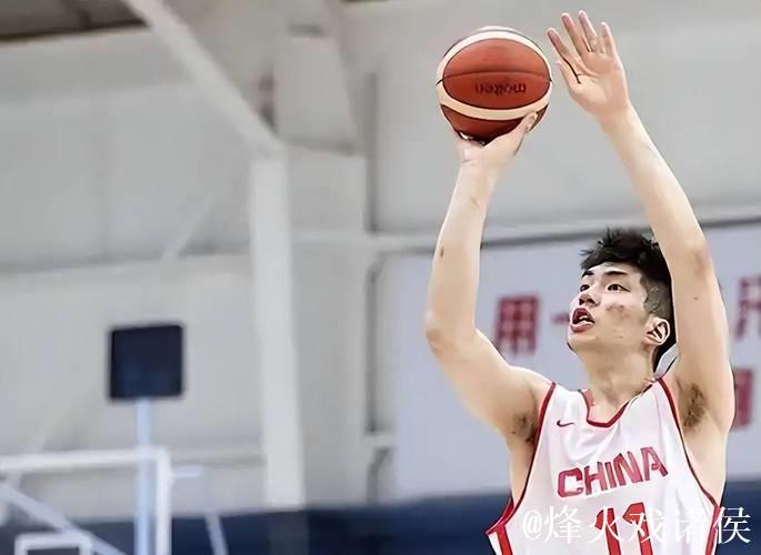 余嘉豪优异表现程帅澎12分 浙江胜四川晋级男篮决赛