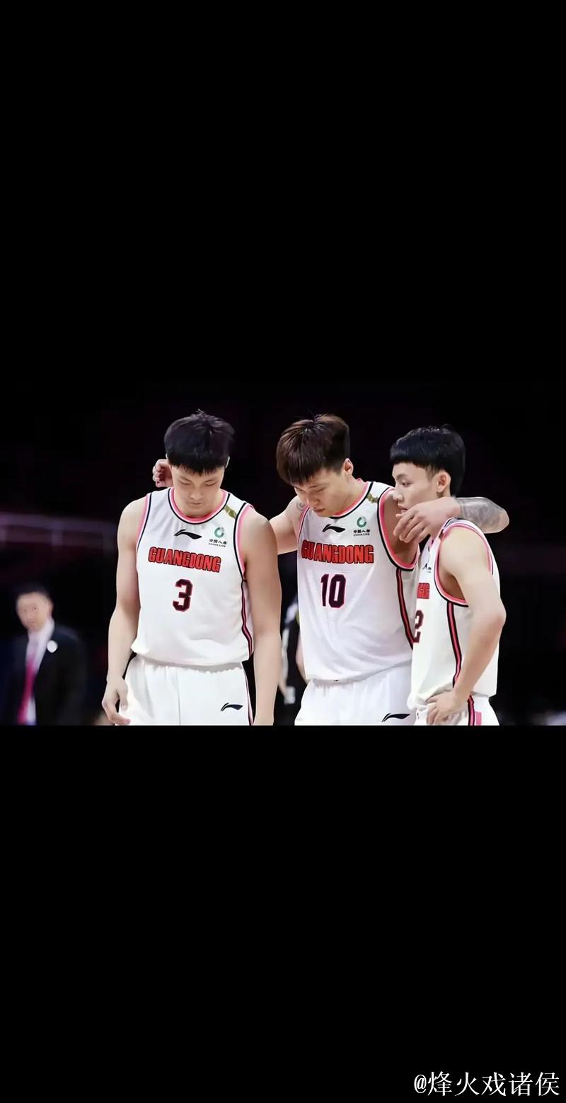 徐杰14+7赵睿13+7 广东男篮战胜浙江男篮