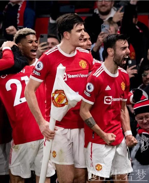 32岁马奎尔化身边锋过人传中制胜!队友赞叹:曼联的亚马尔 32岁马奎尔化身边锋过人传中制胜!队友赞叹:曼联的亚马尔